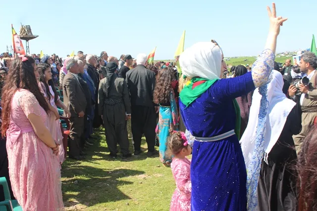 Li herêma Cizîrê pîrozbahiyên Newrozê dest pê kir