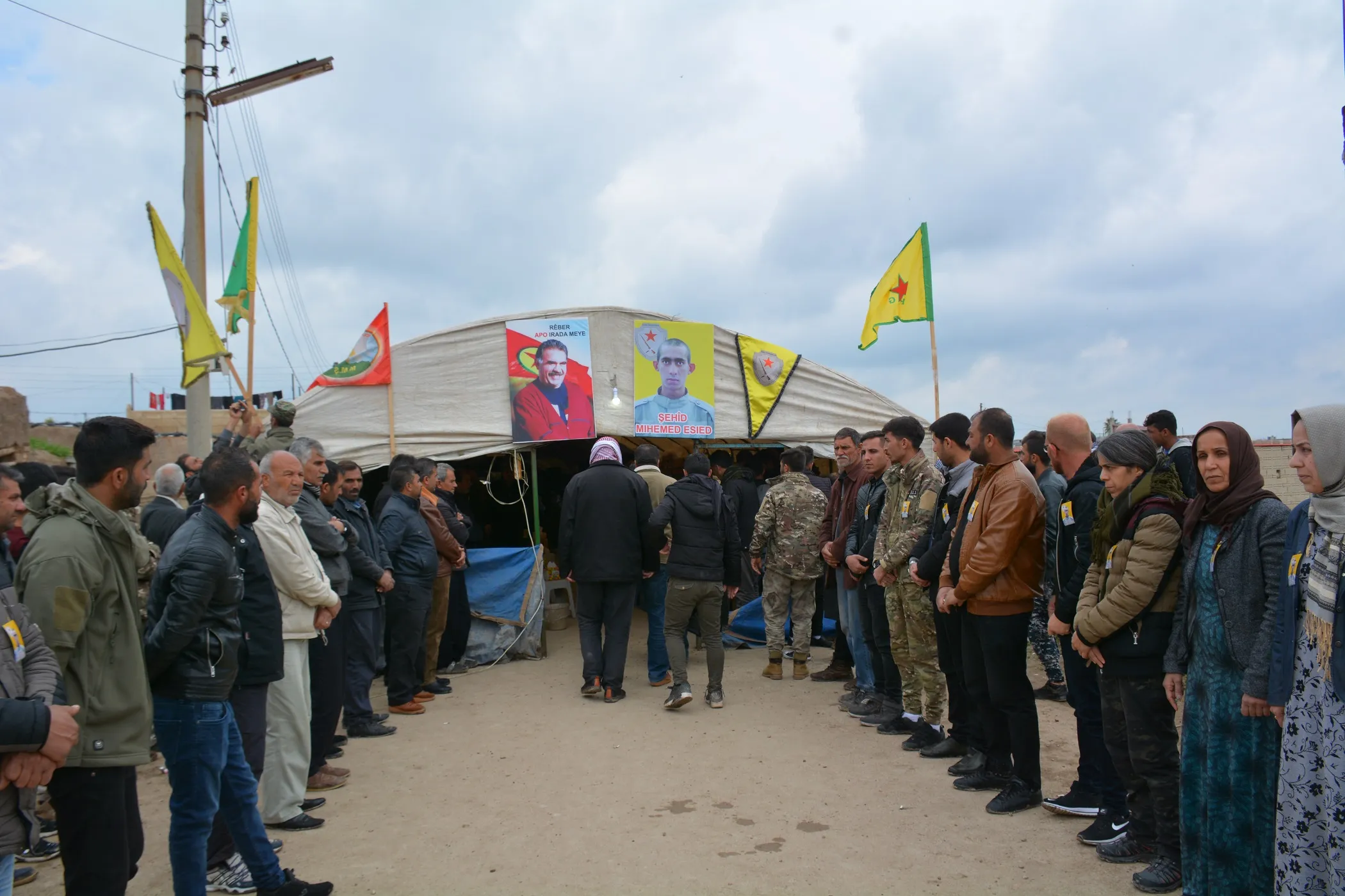 ‘Serkeftinên li Bakur û Rojhilatê  Sûriyê berhema keda şehîd Heqî Karer in’