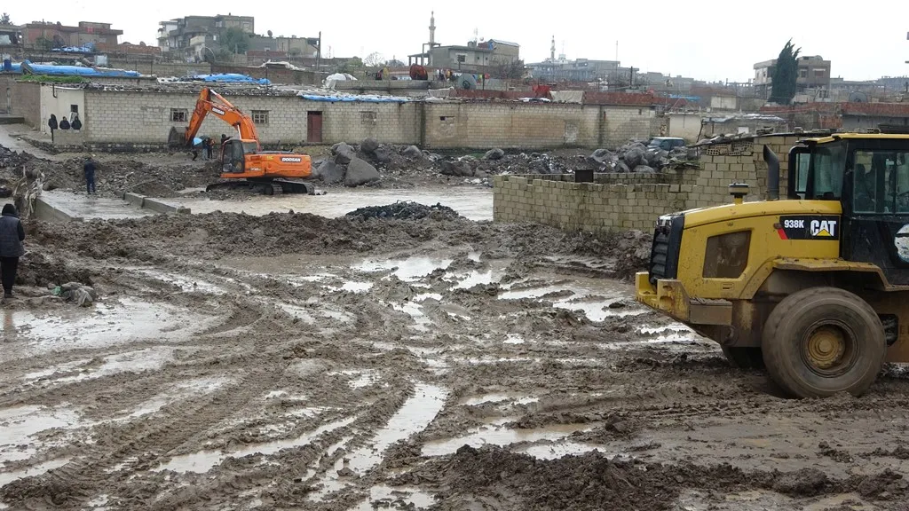 Şaredariya Dêrikê li hember lehiyê gelek bergirî girtin