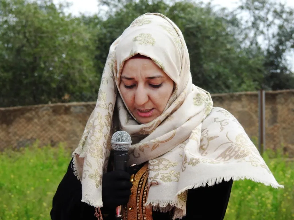 Li bajarokê Hemrat dewreya jinên nexwenda bi dawî bû