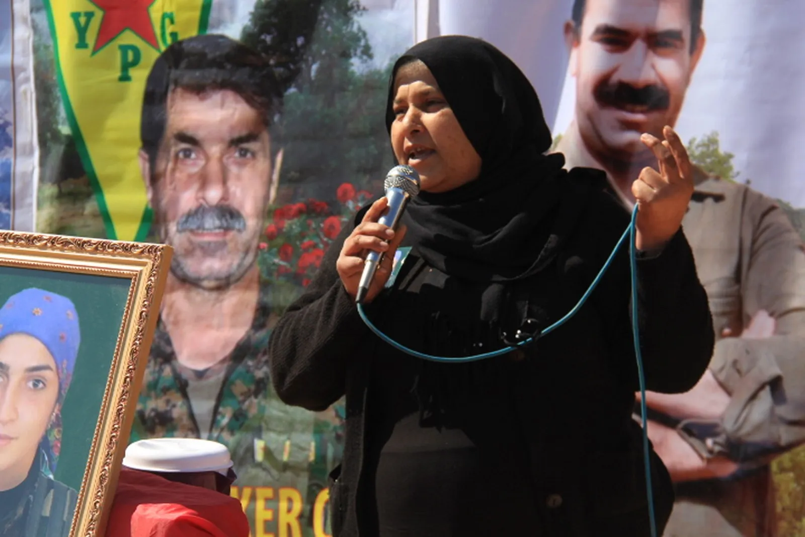 Sersaxî ji malbata şehîd Avrîn Amanos re hat xwestin