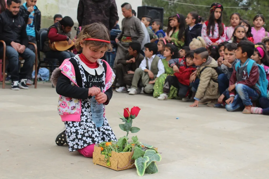 Li Kobanê ji bo zarokan şahiyek li dar ket