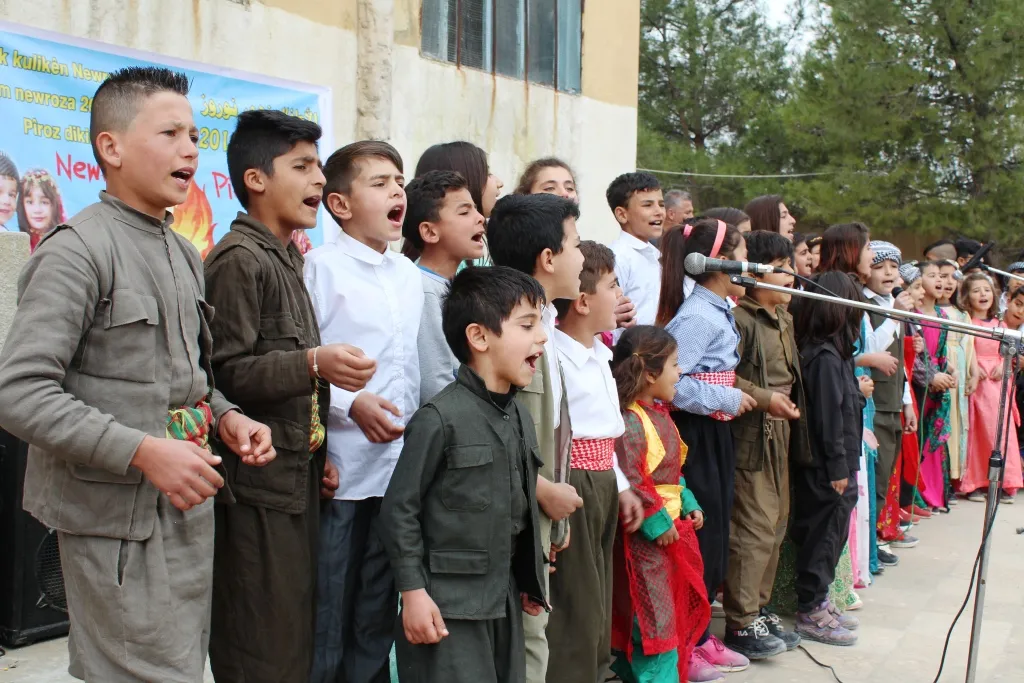 Li Kobanê ji bo zarokan şahiyek li dar ket
