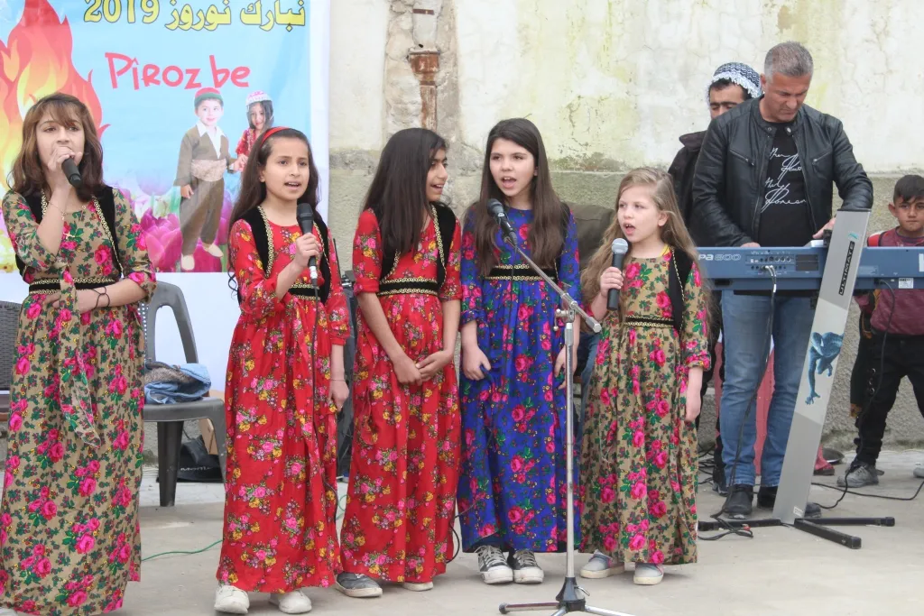 Li Kobanê ji bo zarokan şahiyek li dar ket
