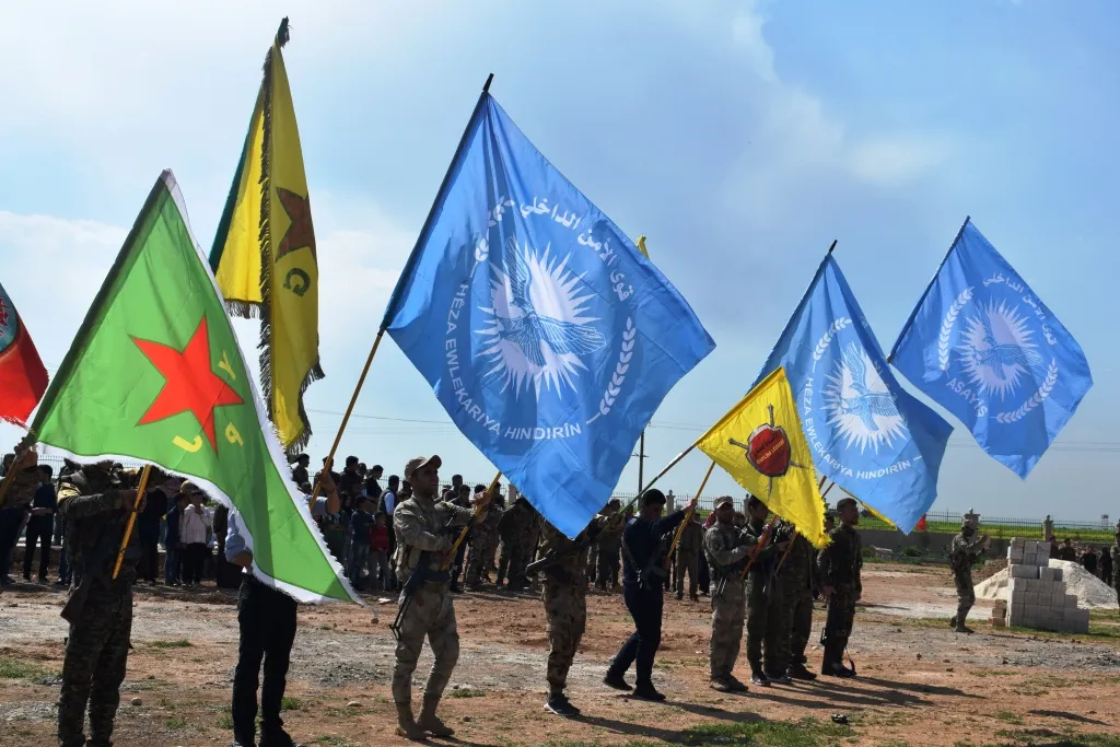 Girê Spî têkçûna DAIŞ`ê pîroz kir