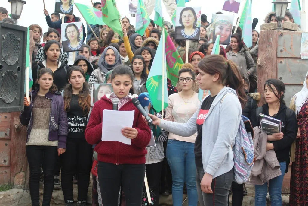 Jinên ciwan: Li dijî tecrîdê em ê têkoşînê ranewestînin