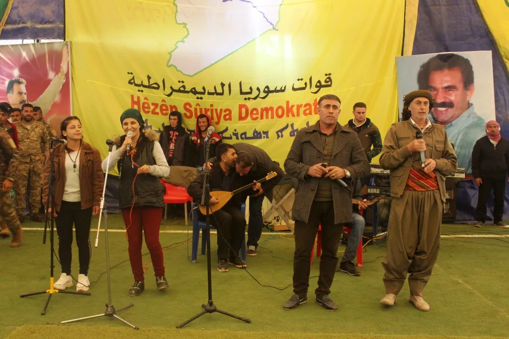 Li gelek navendan pîrozbahiyên serkeftina QSD‘ê hatin lidarxistin