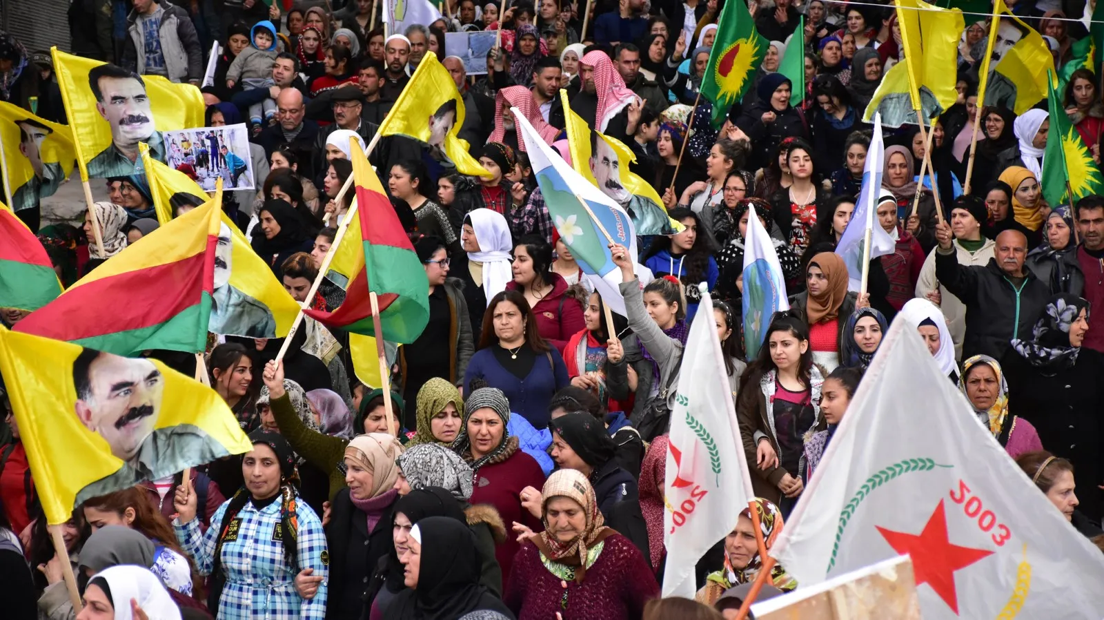 Şêniyên Şêxmeqsûd dagirkirina Efrînê şermezar kirin