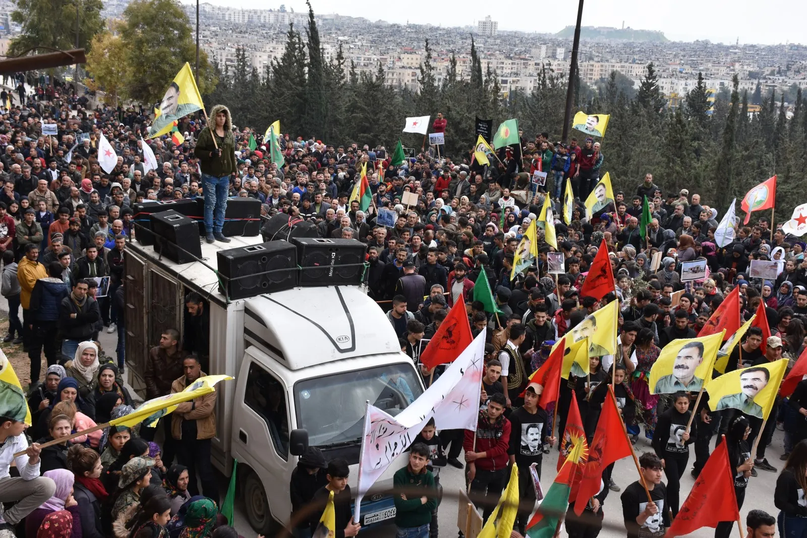 Şêniyên Şêxmeqsûd dagirkirina Efrînê şermezar kirin