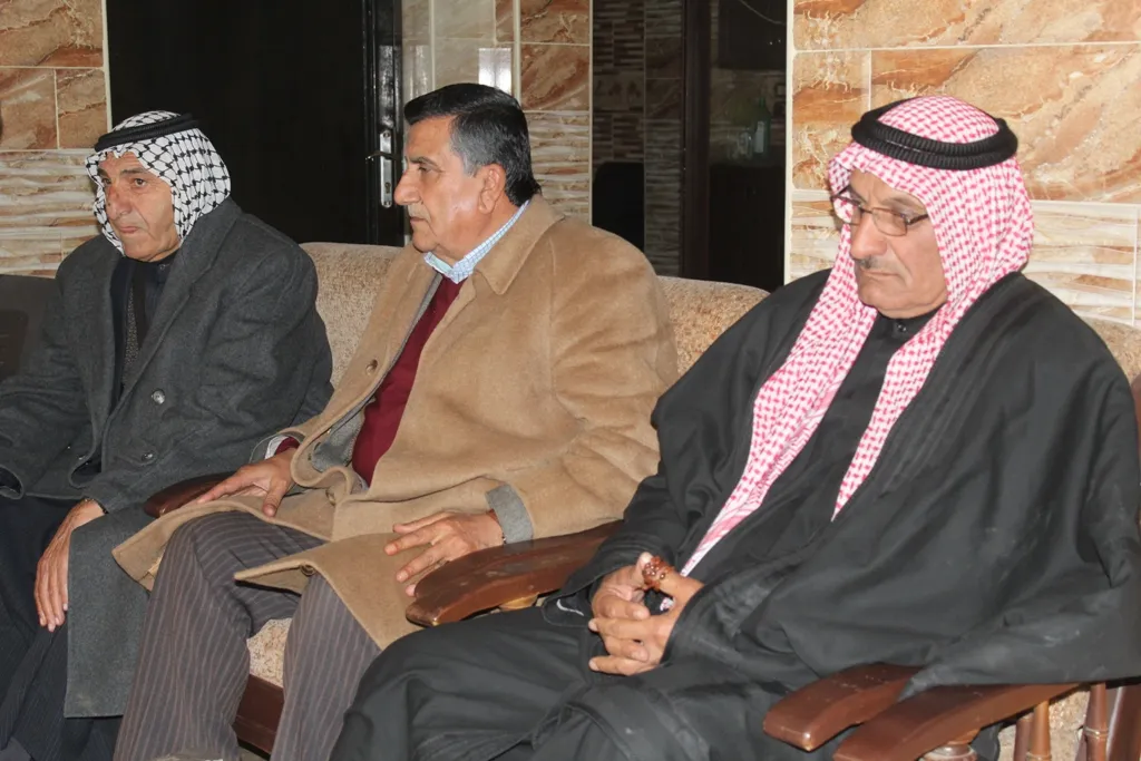 Şandeya KNK-Rojava serdana Meclisa Êl û Rûspiyan a Dêrikê kir