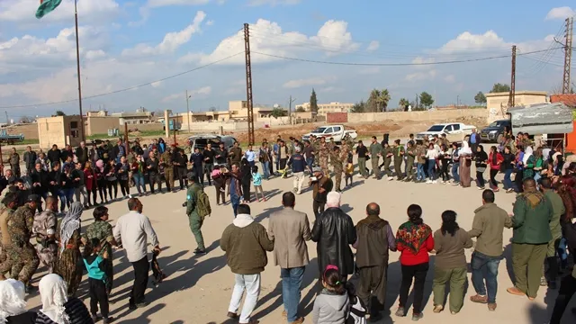 Şêniyên Tirbespiyê û Dirbêsiyê serkeftina QSD`ê pîroz dikin