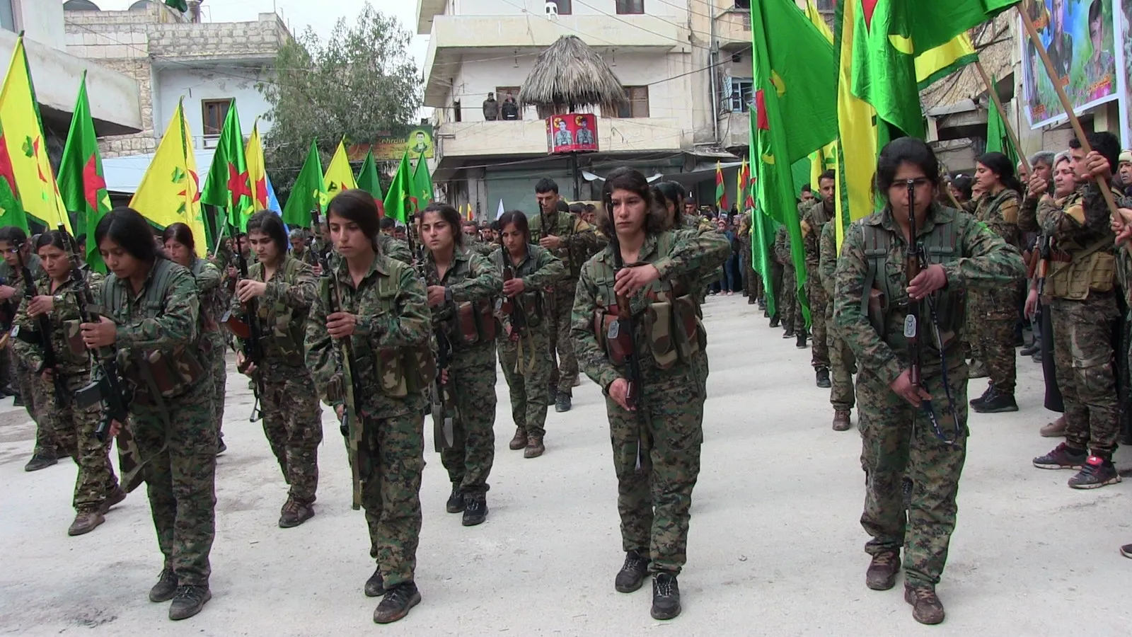 `Me bi şahadeta zarokên xwe li çiyayên Lêlûn û Efrînê gul çandin`