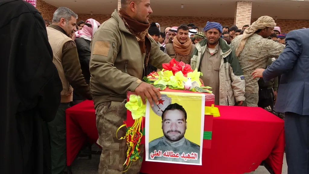 Cenazeyê şehîd Etallah Elî li Til Koçerê hate oxirkirin