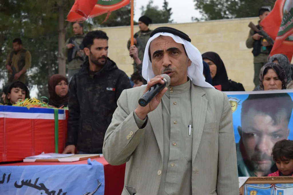 Cenazayê şehîd Mihemed El-Kurdî li Minbicê hate veşartin