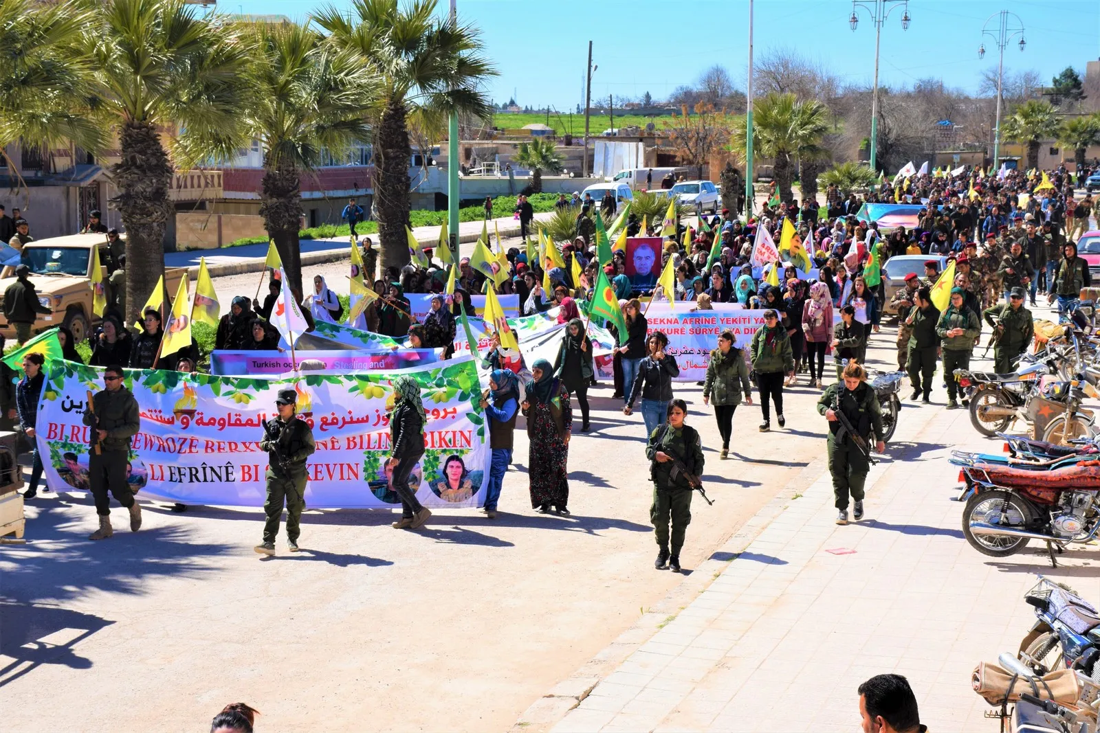 `Gelê ku li dijî terora cîhanî bi serket dê li Efrînê jî bi serkeve`