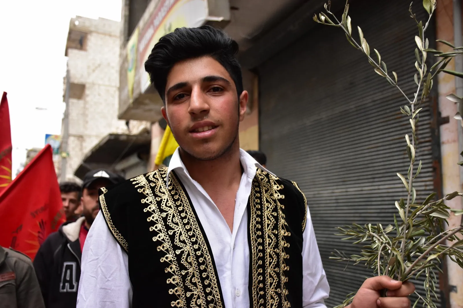 ‘Em amadene ji bo rizgarkirina Efrînê berdêlan bidin’