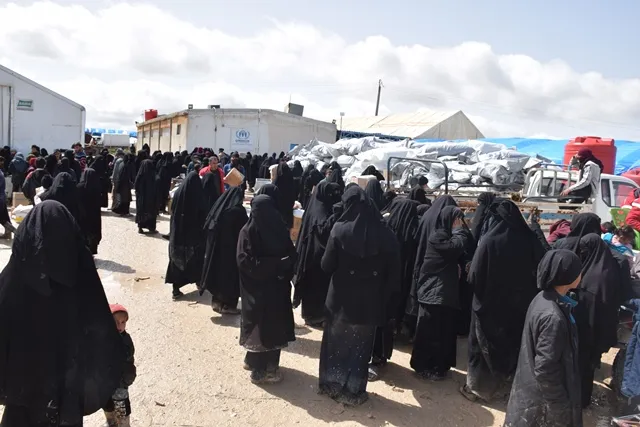 Li kampa Holê 10 hezar koçberê bê kon in