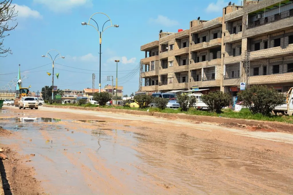 Şêniyên Qamişlo ji bo rêyan bi gazinc in