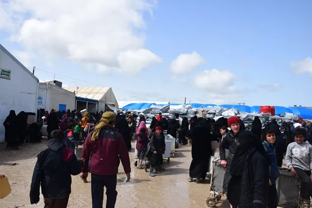 Beşek ji penaberên Iraqê dixwazin vegerin, beşek jî naxwaze vegere!