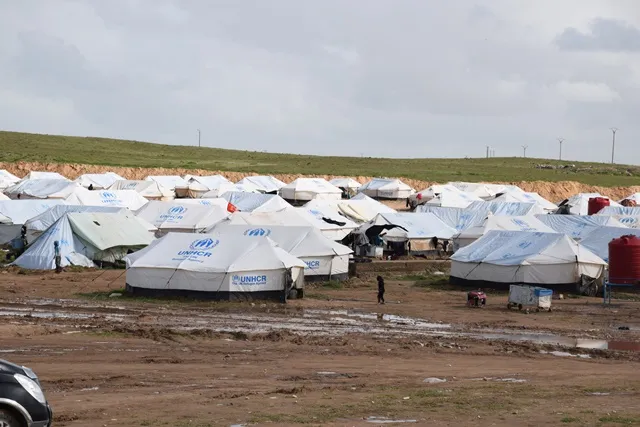 Beşek ji penaberên Iraqê dixwazin vegerin, beşek jî naxwaze vegere!