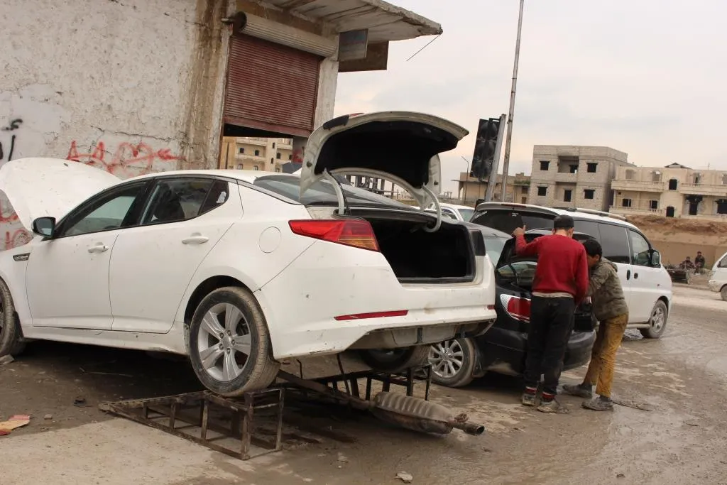 Li Reqayê bazarên pîşezariyê geş bûne