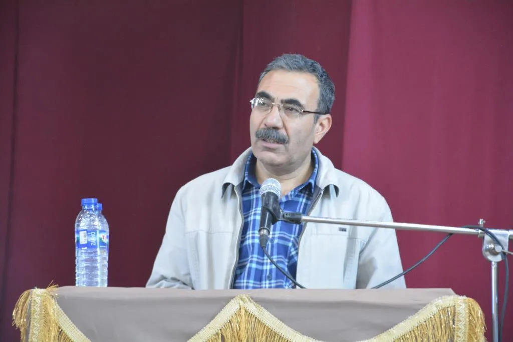 Aldar Xelîl: Ciwan erkdarên serkêşiya pêvajoyê ne