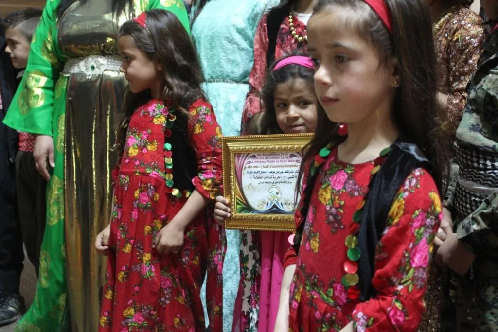 Li Kobanê mîhrîcana zarokan