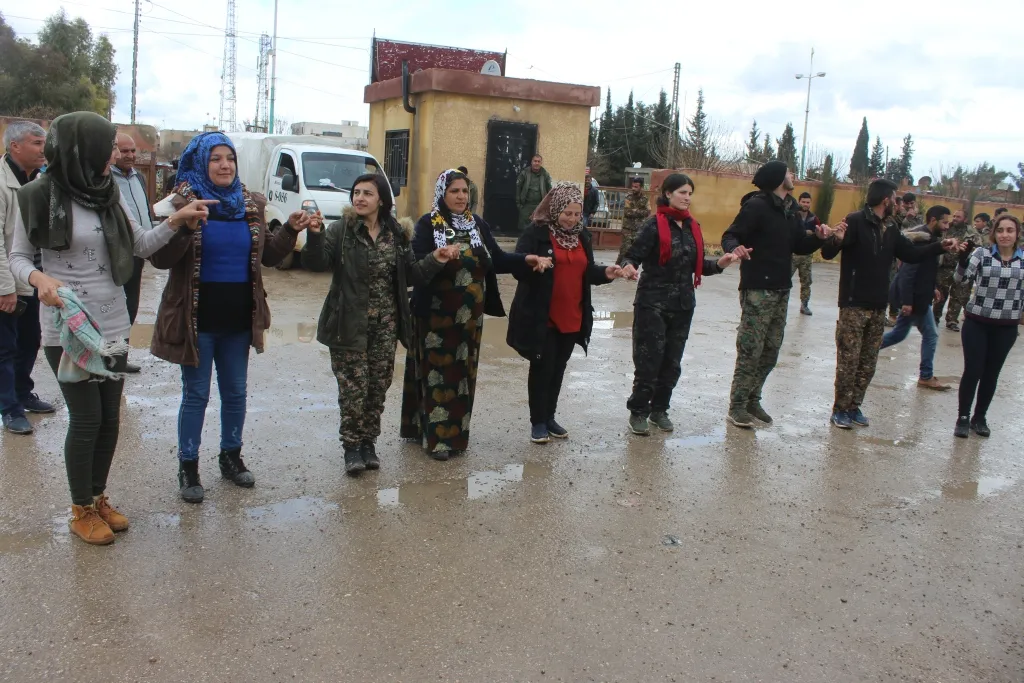 Serkeftina HDP`ê li Tirbespiyê û kantona Hesekê hate pîrozkirin