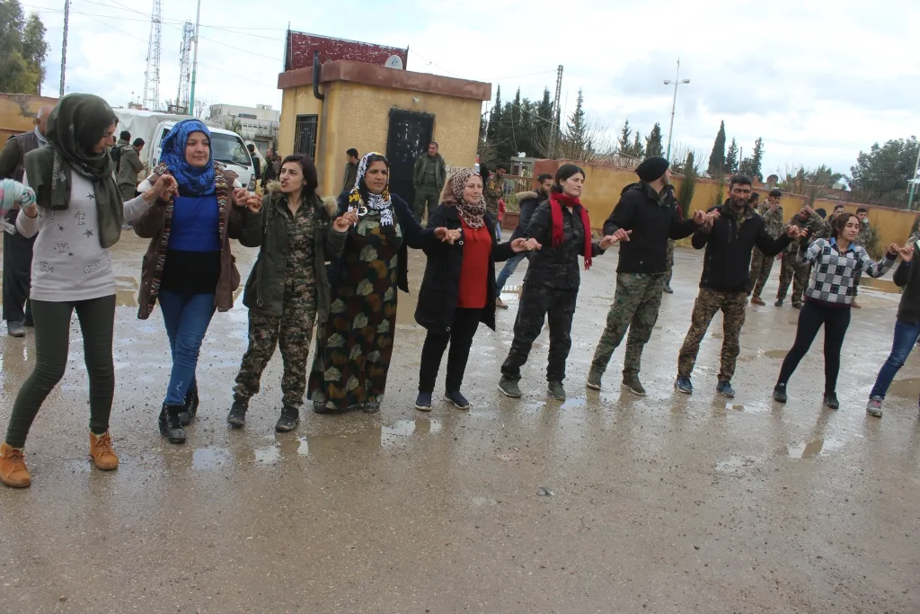 Serkeftina HDP`ê li Tirbespiyê û kantona Hesekê hate pîrozkirin