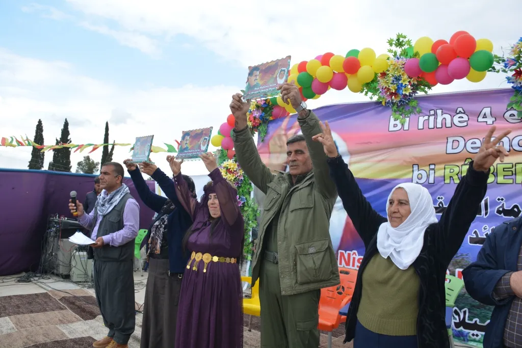 Gelên Bakur û Rojhilatê Sûriyê rojbûna Ocalan pîroz kirin
