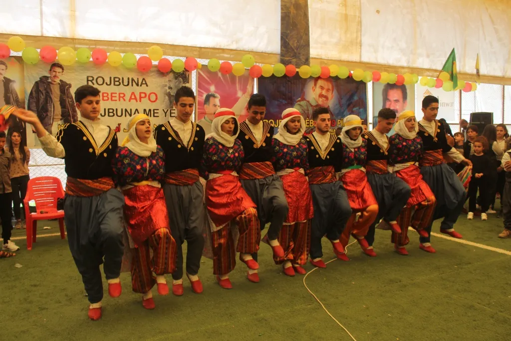 Gelên Bakur û Rojhilatê Sûriyê rojbûna Ocalan pîroz kirin