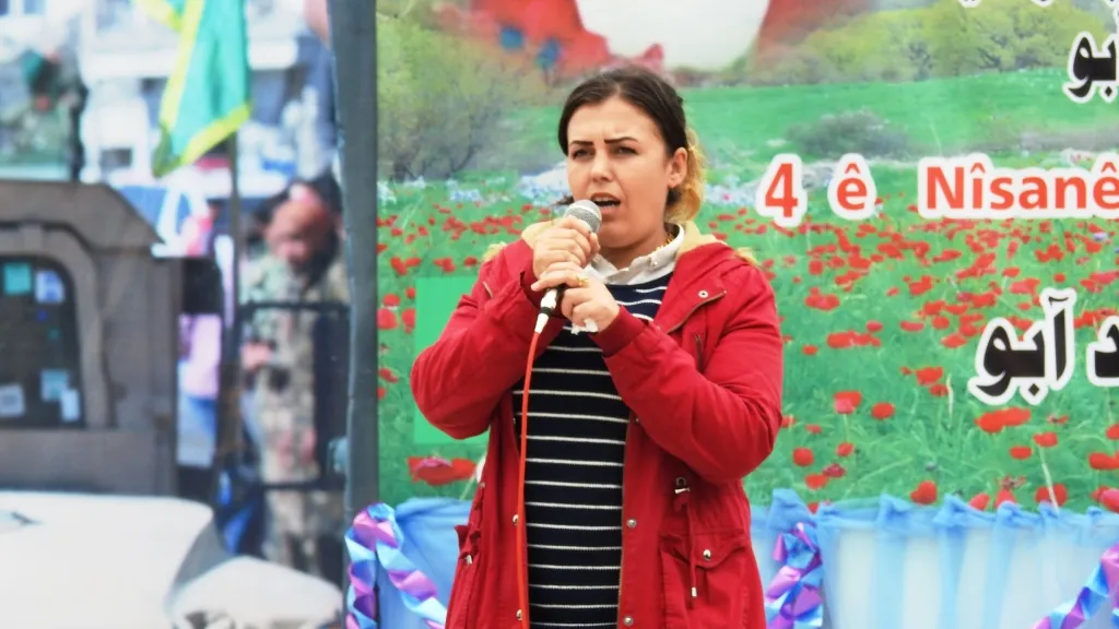 Gelên Bakur û Rojhilatê Sûriyê rojbûna Ocalan pîroz kirin