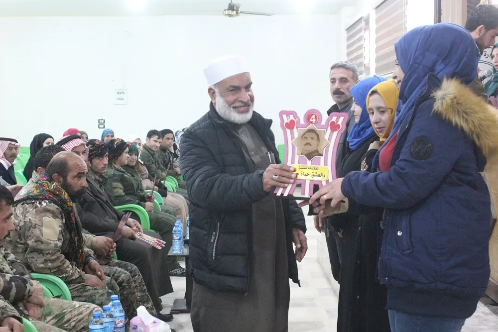 Gelên Bakur û Rojhilatê Sûriyê rojbûna Ocalan pîroz kirin
