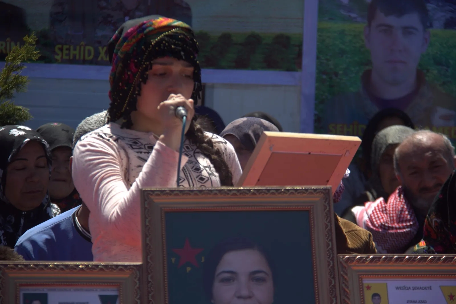 Li Şehbayê du şehîd hatin oxirkirin û nasnameya 6 şehîdan hat eşkerekirin