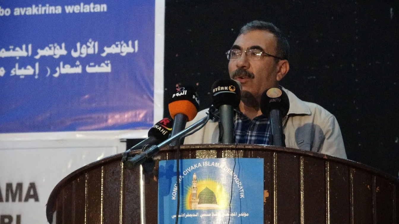 Aldar Xelîl: Em piştgiriya rêgezên ola îslamê yên aştî, wekhevî û edaletê dikin