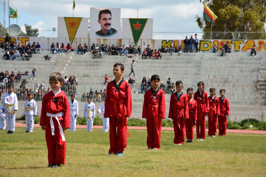 Yekemîn Pêşbirkên Sporê yên Xwendekaran ên Qamişlo li dar ket