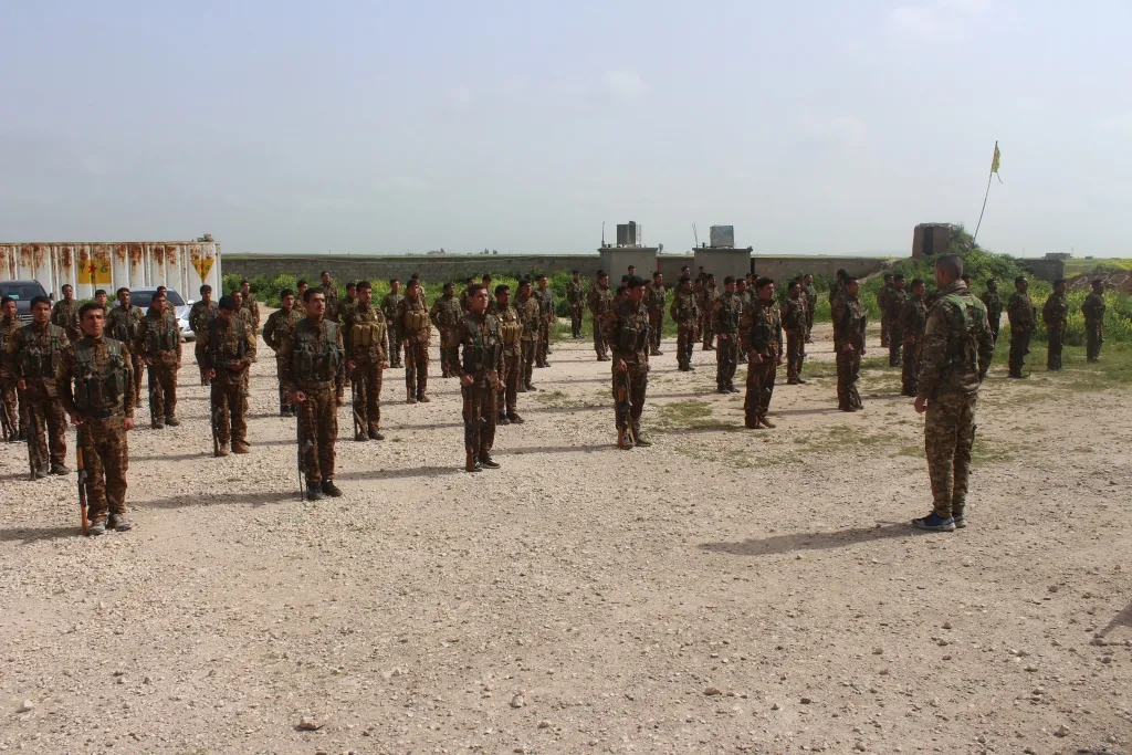 Tevlîbûna nava refên YPG‘ê zêde dibin