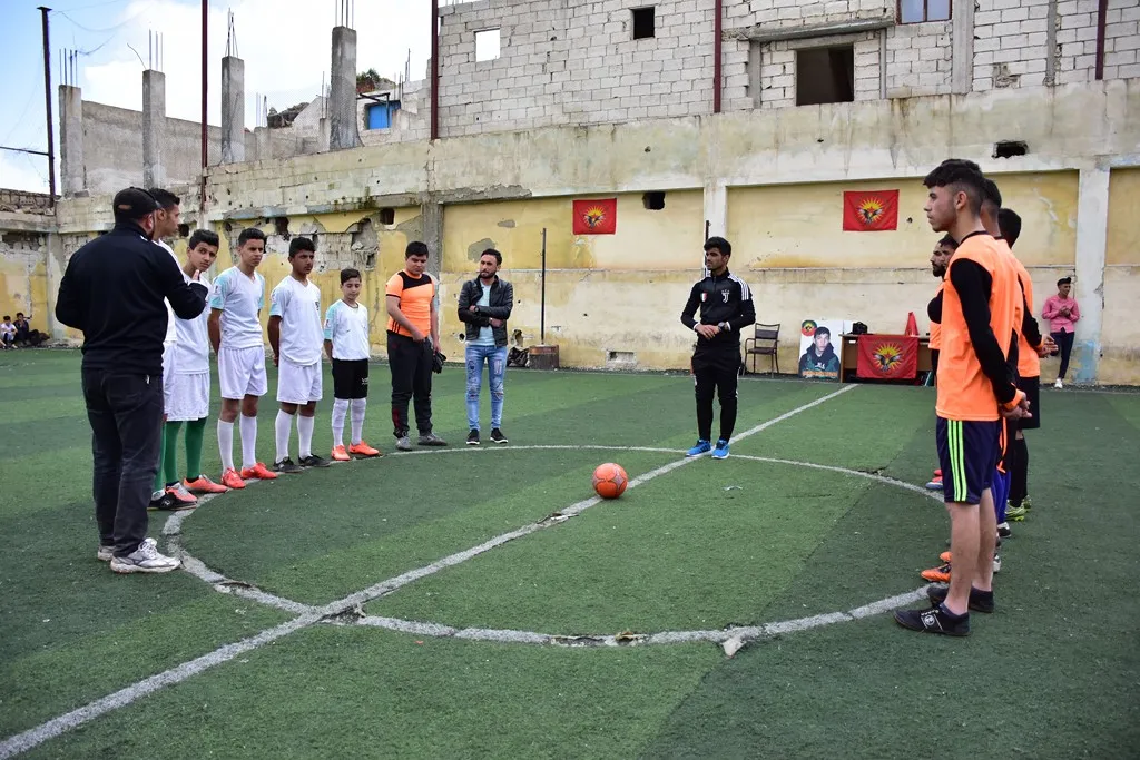 Li Şêxmeqsûd turnuvaya futbolê destpê kir