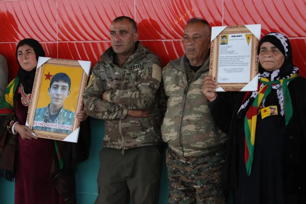 ‘Qamişlo bi şehadeta şehîd Dilgeş serbilind e’