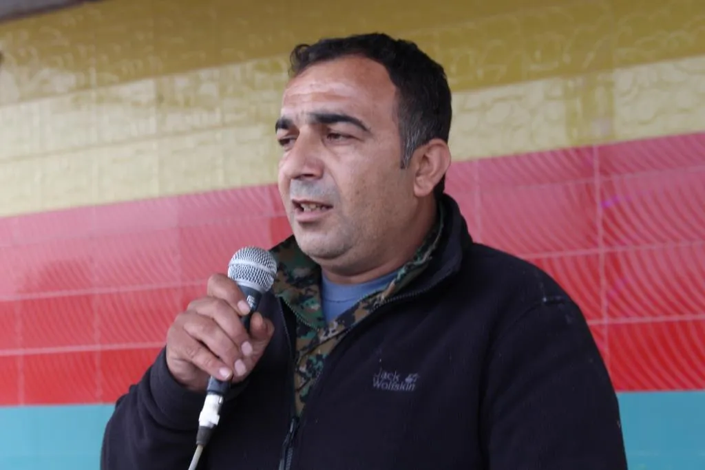 ‘Qamişlo bi şehadeta şehîd Dilgeş serbilind e’