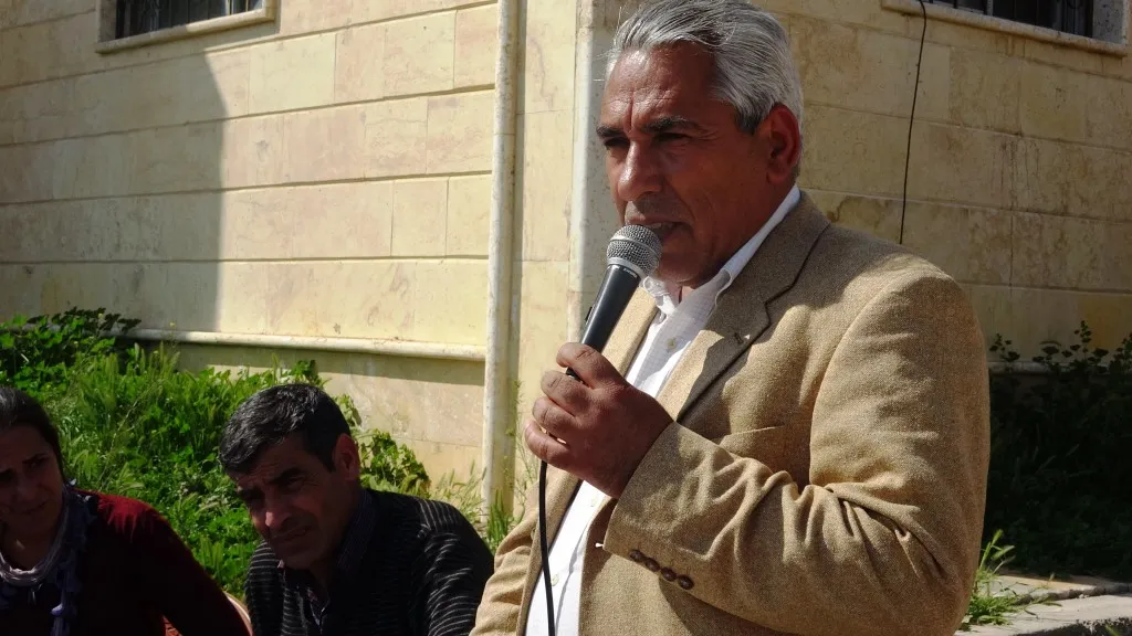 Hesen Koçer: Rejîm û muxalefet temenê aloziyê dirêj dikin