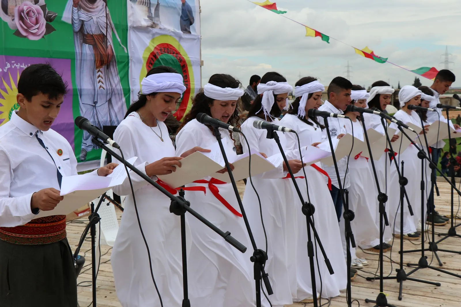 Êzidî û şêniyên Efrînê Cejna Çarşema Sor pîroz kirin