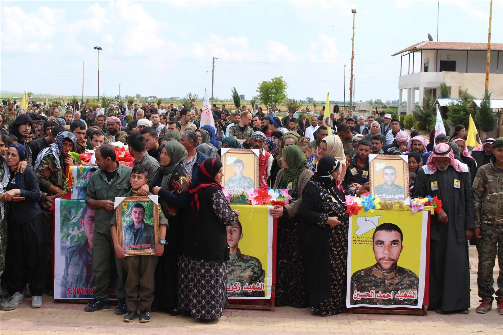 Cenazeyê şehîd Xwînrij Welat li Hesekê hate veşartin