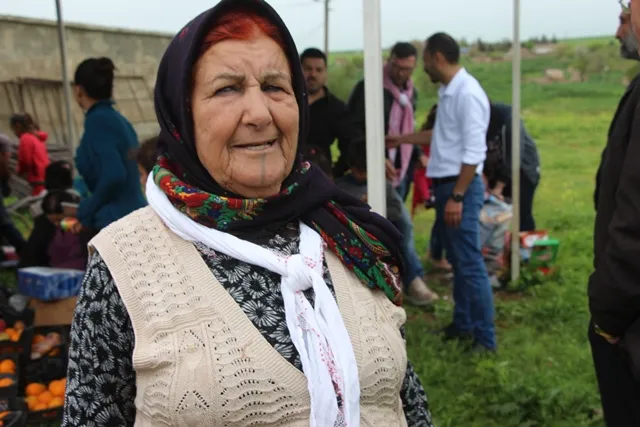 Êzidiyan bi wesîleya cejna Çarşema Sor serdana goristnan kirin