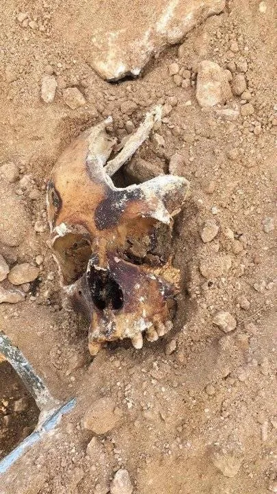 Goreke komî ya kurdên hatin enfalkirin li bajarê Semawayê hate dîtin
