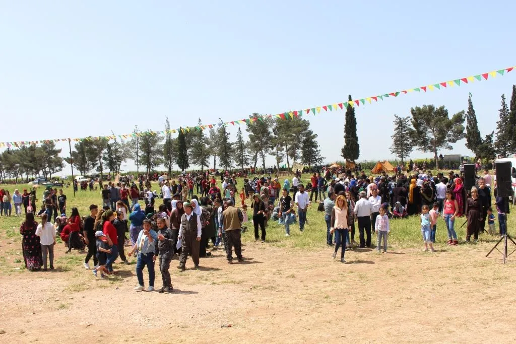Ji Qamişlo peyama 1’ê Gulanê: Bi keda civakên demokratîk em ê Efrînê rizgar bikin