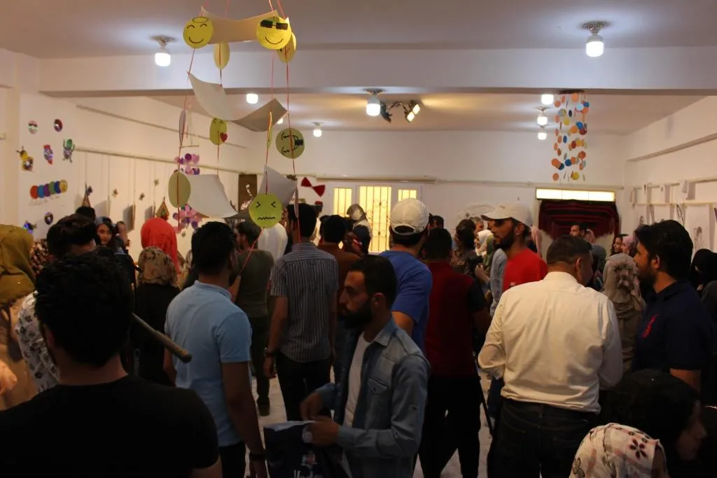 Li Reqayê pêşangeha berhemên zarokan