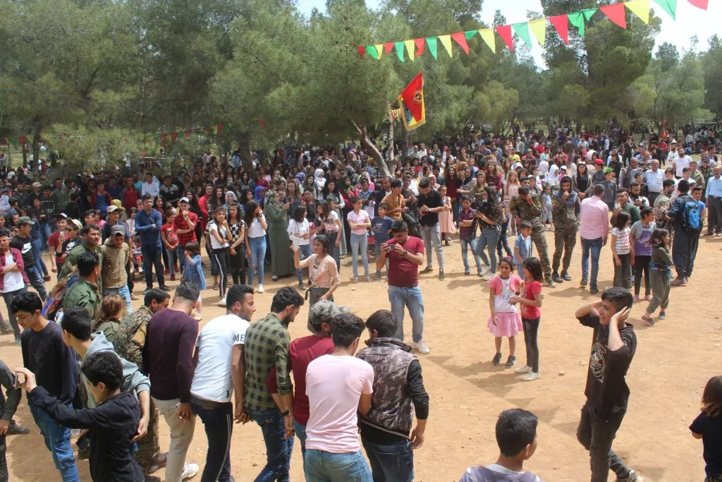 Li Kobanê şahiya 1’ê Gulanê