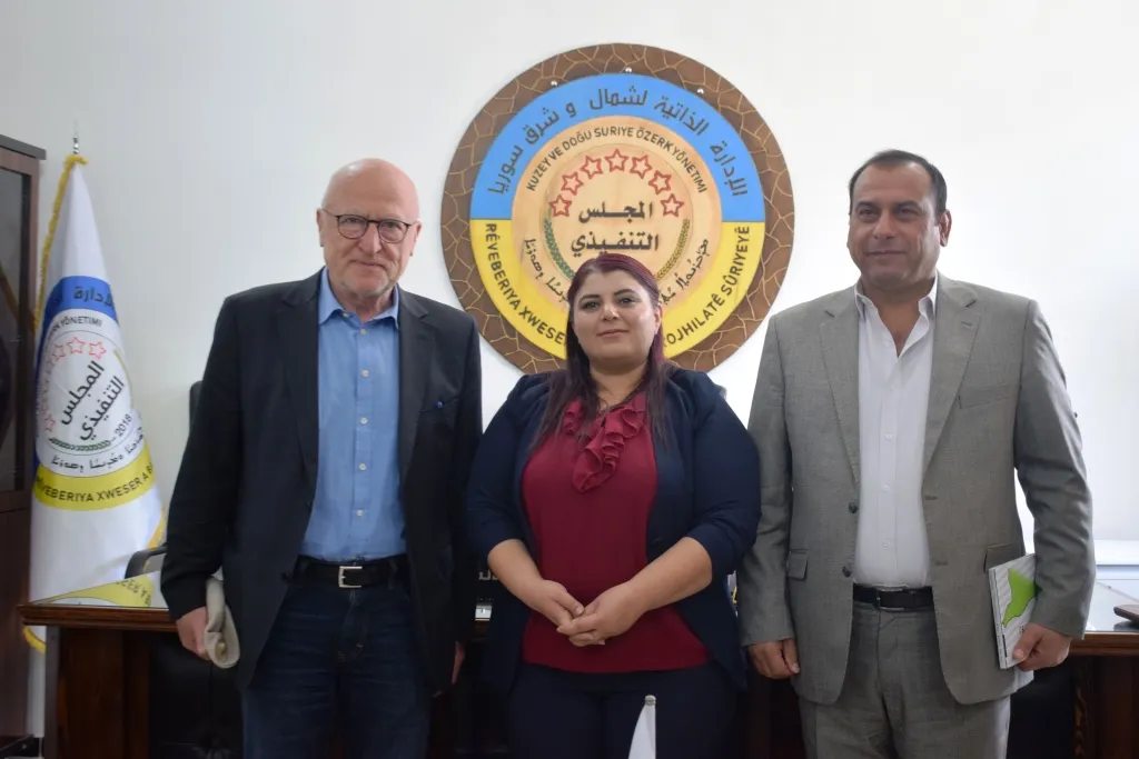 Şandeyek ji Ewropayê serdana MSD`ê û Rêveberiya Xweser kir