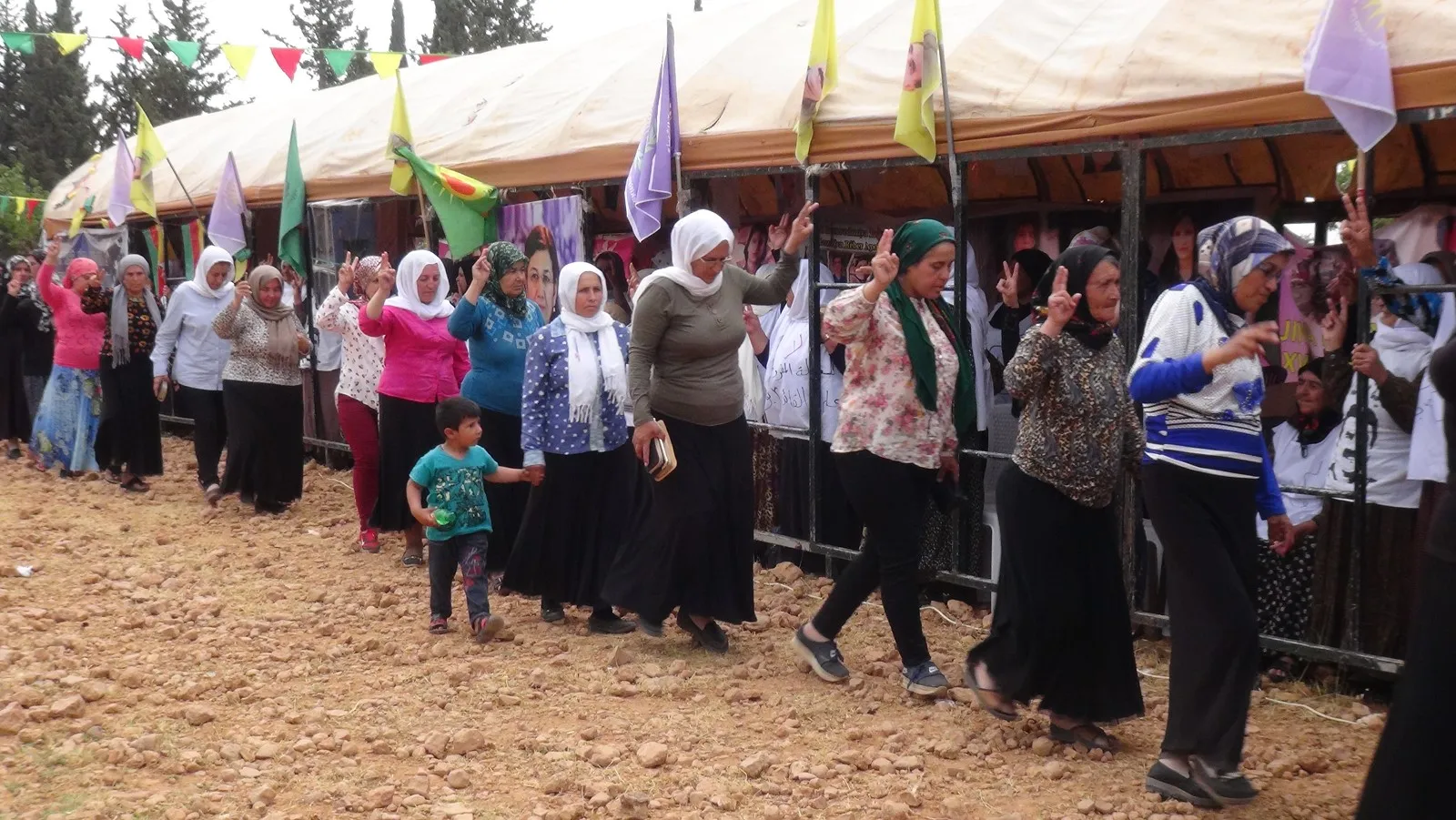 Çalakiya konê piştgiriya grevên birçîbûnê didome